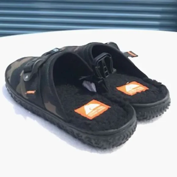 Outdoor Water Repellant Slip On Camouflage Sandals . Size: 8 . Ozark Trail - Picture 7 of 10